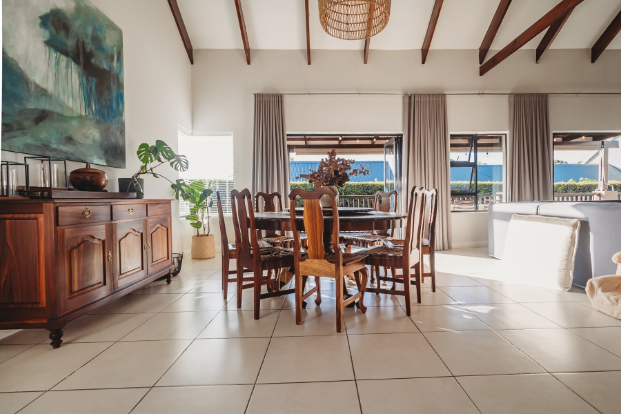4 Bedroom Property for Sale in Kraaibosch Manor Western Cape